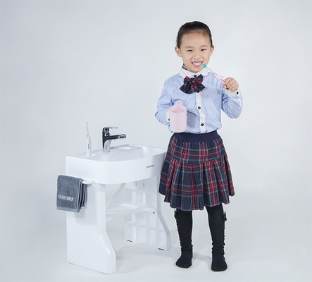 赤ちゃんの保育と早期教育のためのプラスチックシミュレーションベビー洗面台 OEMは受け入れられます